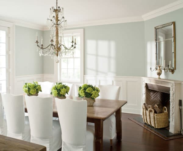 dining room with cream painted walls.jpg