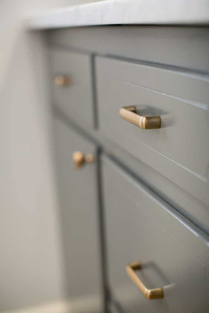 How to Easily Replace a Drawer Pull Or Knob