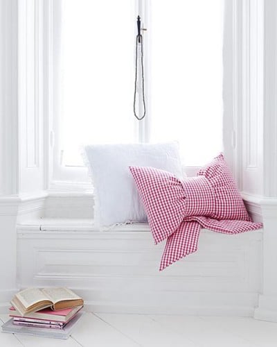 Gingham Fabric Bow Cushion Pillow Tutorial