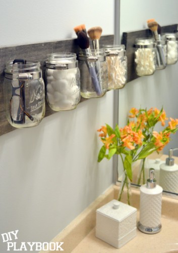 10 Genius Mason Jar Storage Ideas That Go Beyond the Pantry