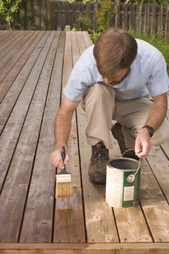 staining a deck with brush