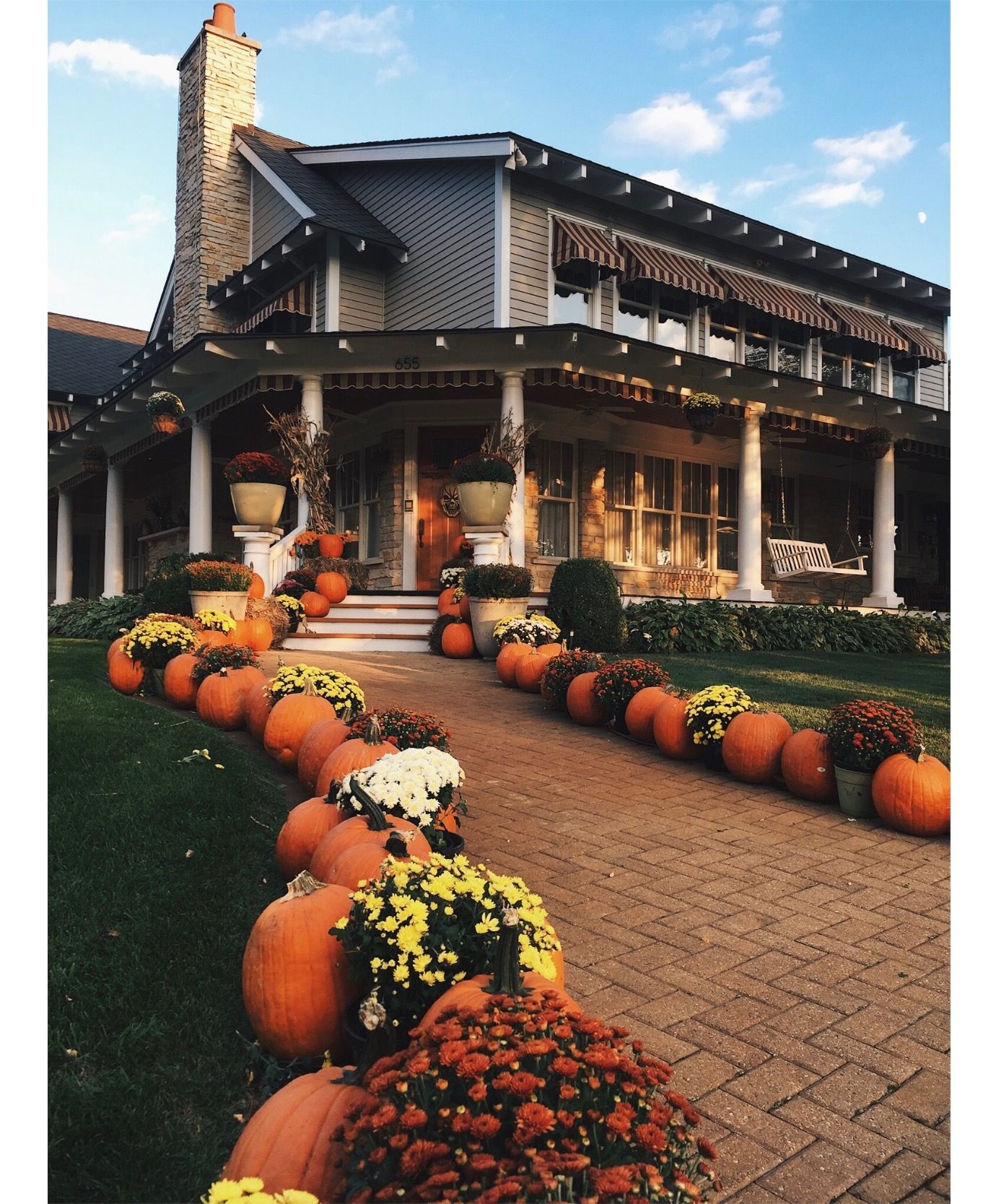 fall yard decor pumpkin decor