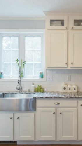 white kitchen cabinets