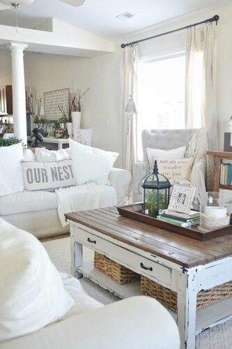 Featured image of post Grey Couch Rustic Living Room - Step inside an austin home that pairs cozy neutrals with loads of art.