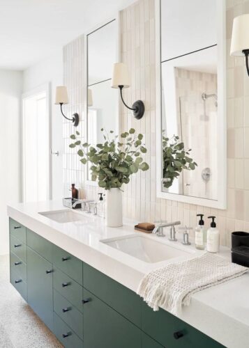 white counters in bathroom